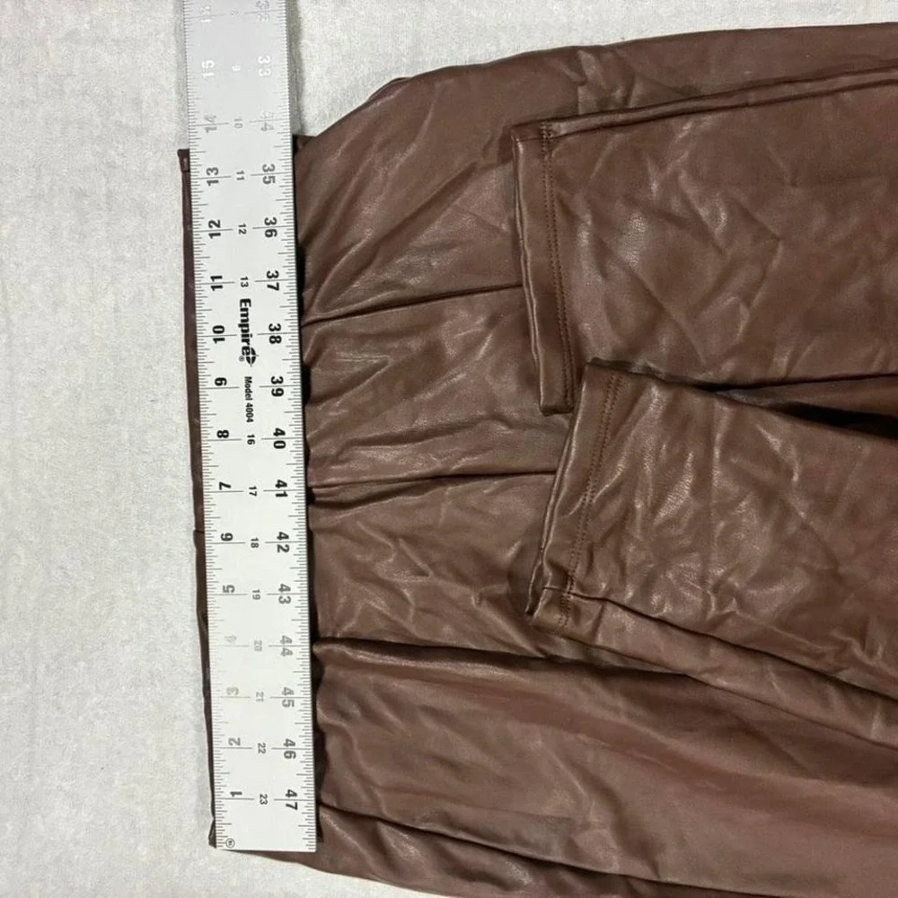 Gate Mande women medium pants Brown straight leg pants.